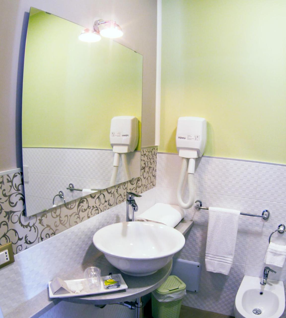 B&B San Trifone Adelfia Екстериор снимка